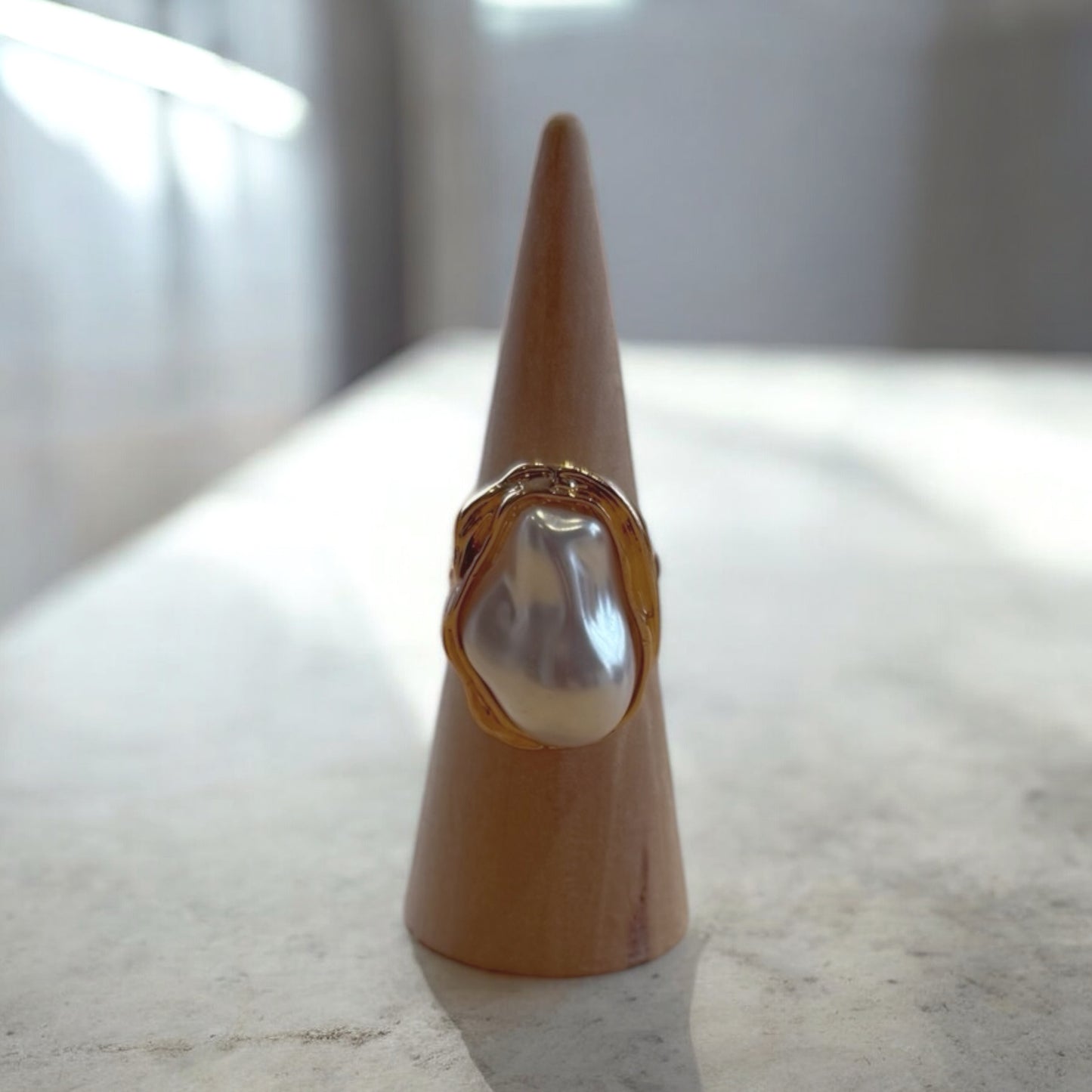 Irregular Pearly Ring